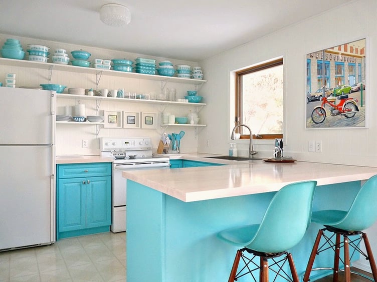 10_MiniRemodels_Vintage_Aqua_Kitchen.jpg