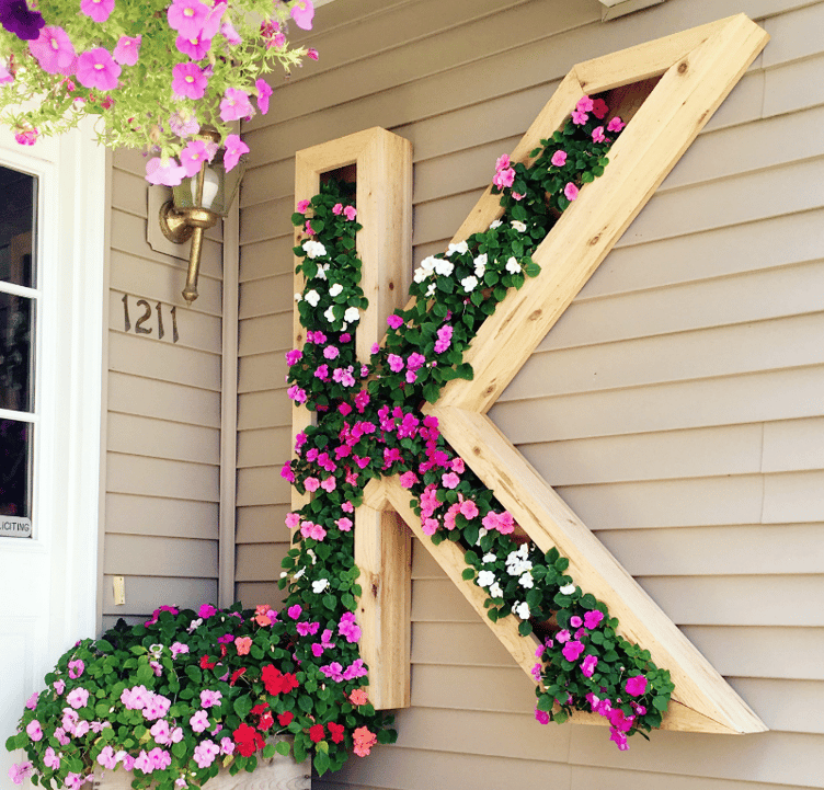 3 Spring-Inspired DIY Projects To Do This Weekend --Monogram Planter.png