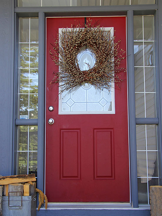 Front Porch Decor Ideas for the Holidays [Video]